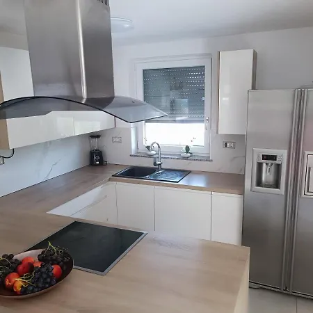 Frigo Olimia וילה *