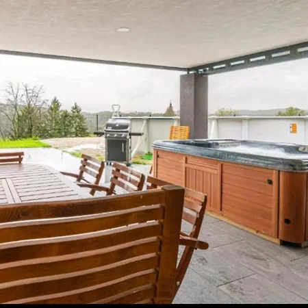 Frigo Olimia וילה